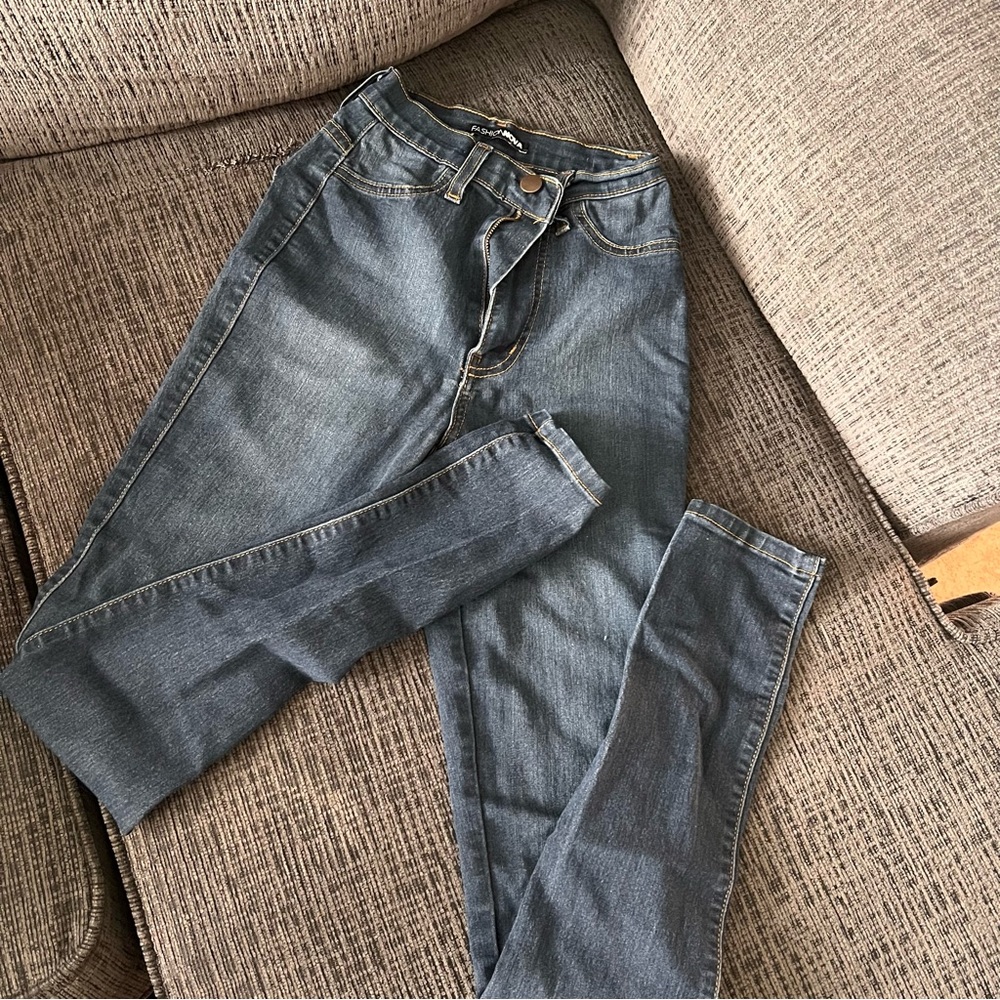 Fashion nova women’s jeans
